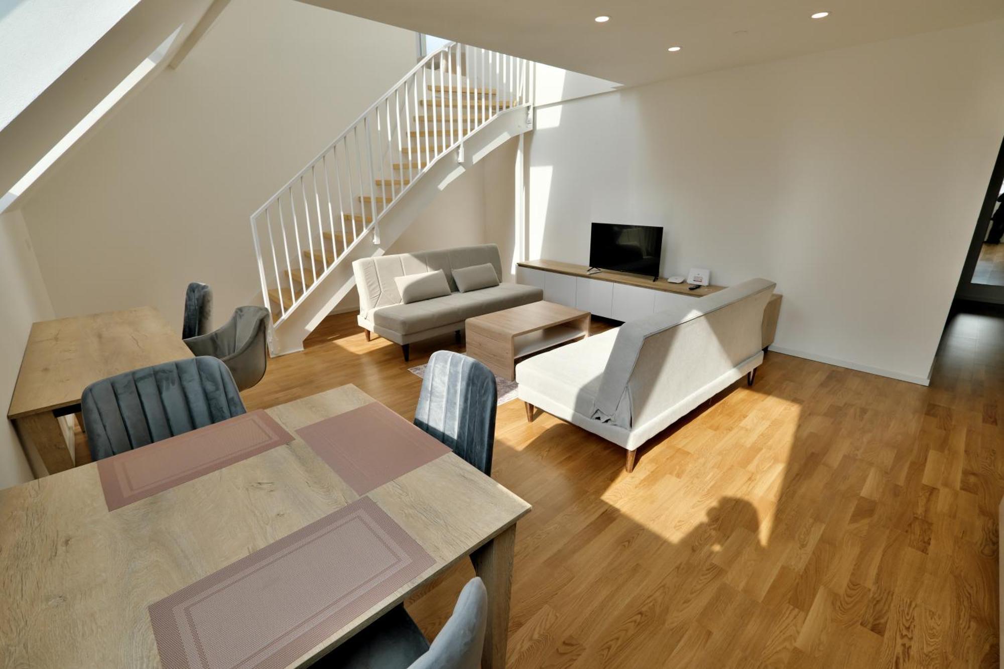 Vienna Lotus Apartments Luaran gambar