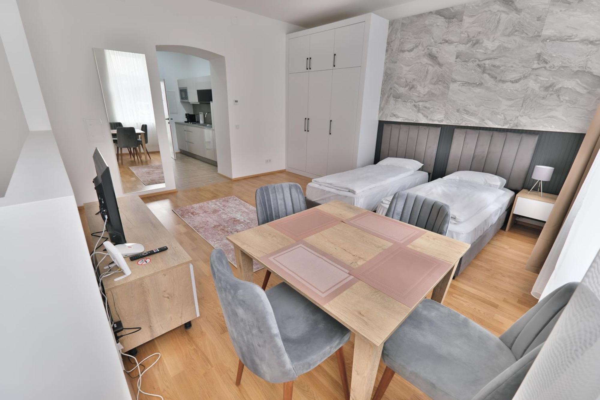 Vienna Lotus Apartments Luaran gambar