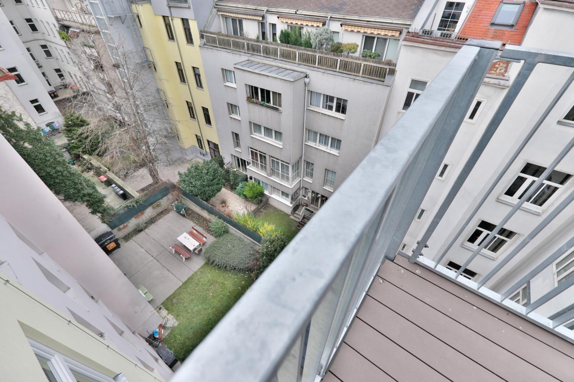 Vienna Lotus Apartments Luaran gambar