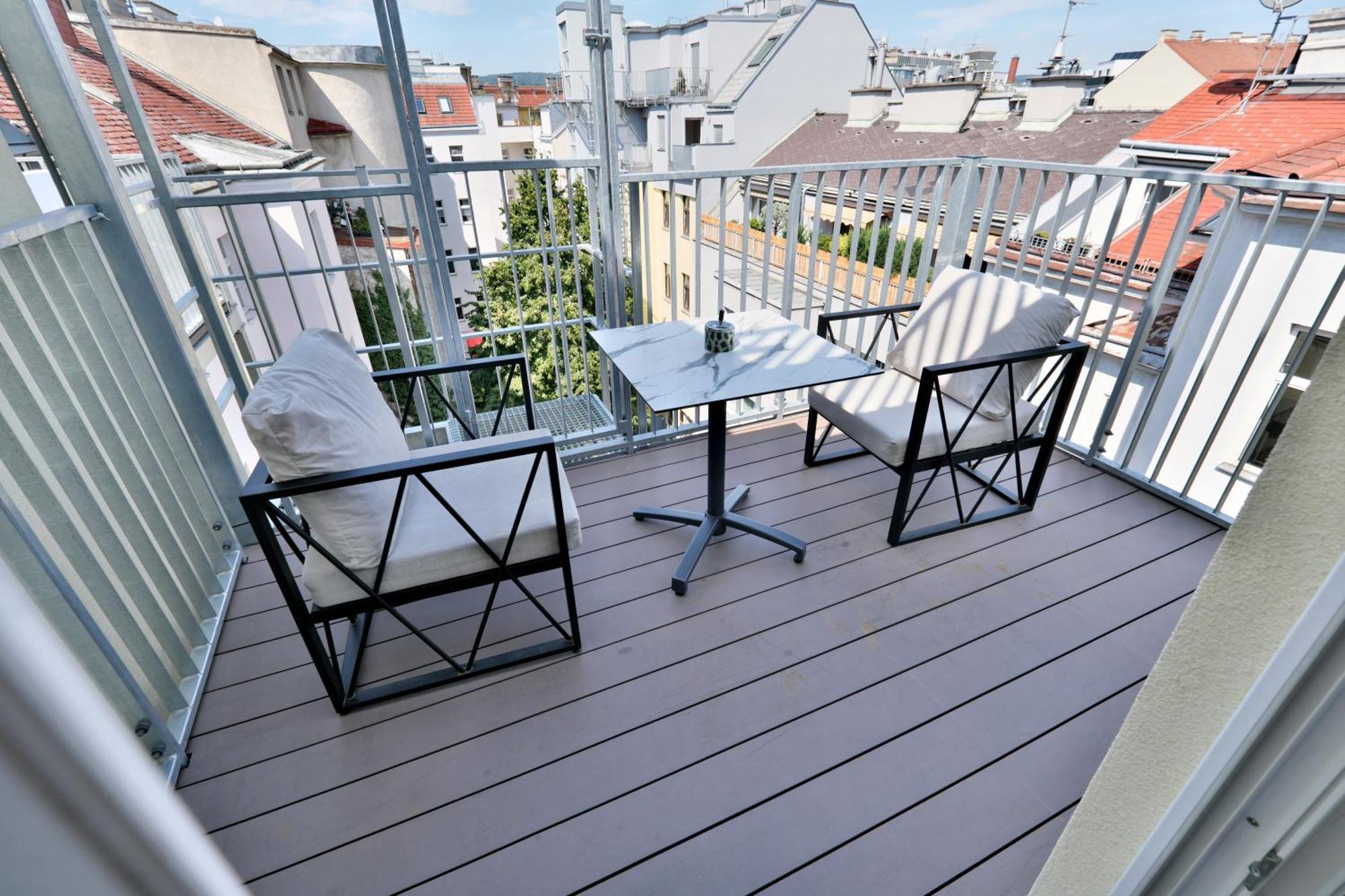 Vienna Lotus Apartments Luaran gambar